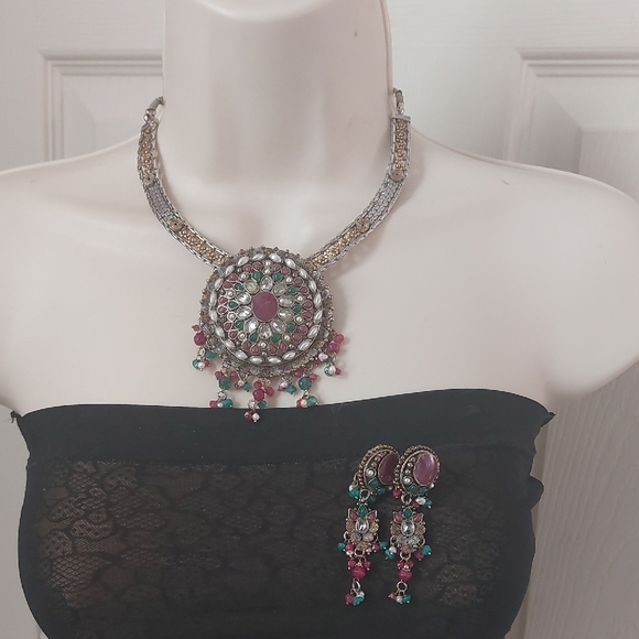 Jewelry - Traditional Indian Hasuli Hasli Necklace And Earrings Set